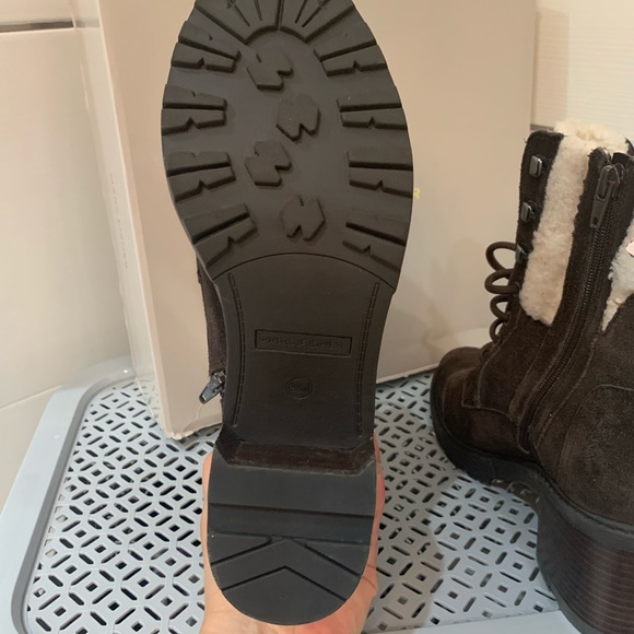 NWT Marc Fisher Brown Suede Lace-Up Boots size 9.5 - Picture 13 of 16